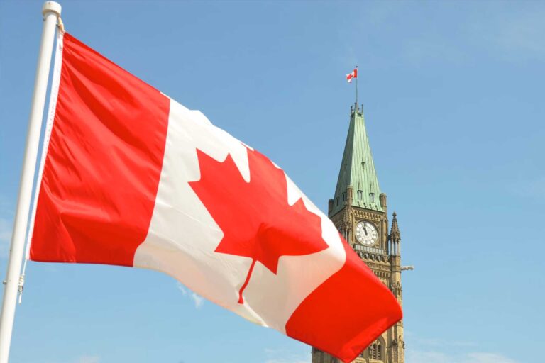 Can Permanent Residents Vote in Canada?